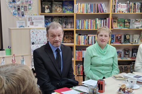 Новая встреча литературного клуба в Зональном